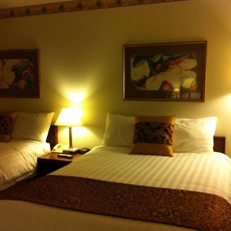 Redwood Motor Inn Brandon Zewnętrze zdjęcie